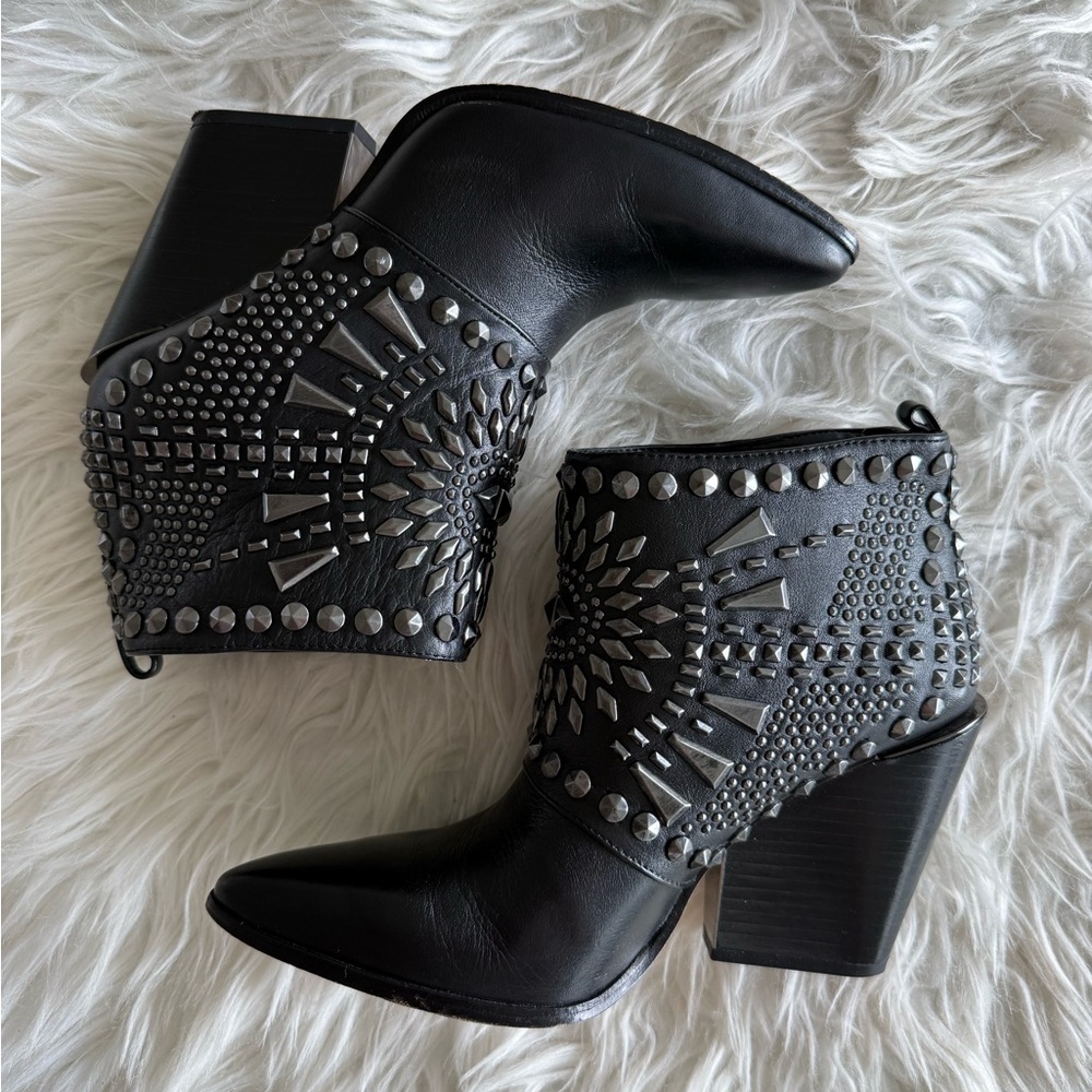 BCBGMAXAZRIA Creed Studded Leather Ankle Boots